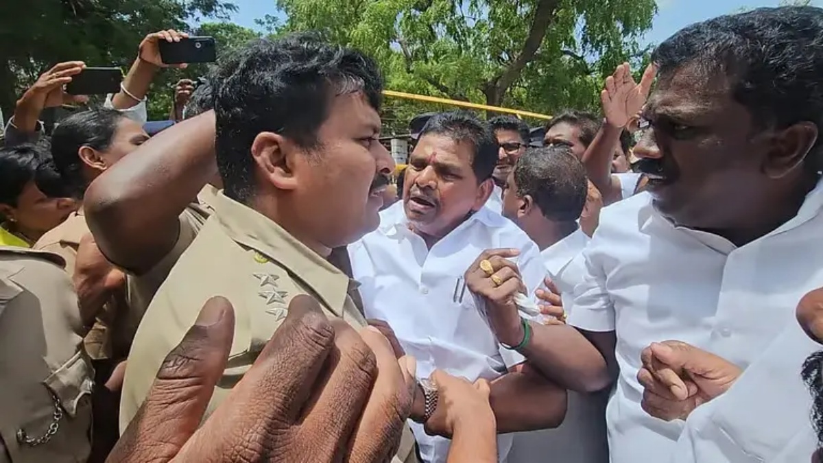 tamil.oneindia.com