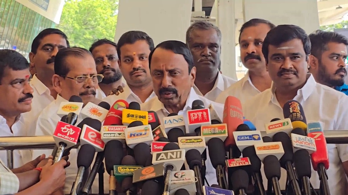 tamil.oneindia.com